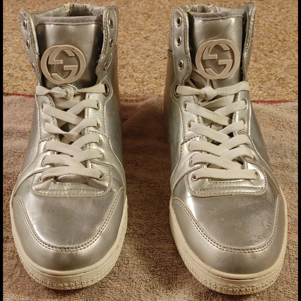 AUTHENTIC. GUCCI HIGH TOP SNEAKERS